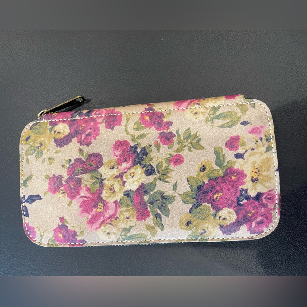 Patricia Nash Oria Antique Roses wallet